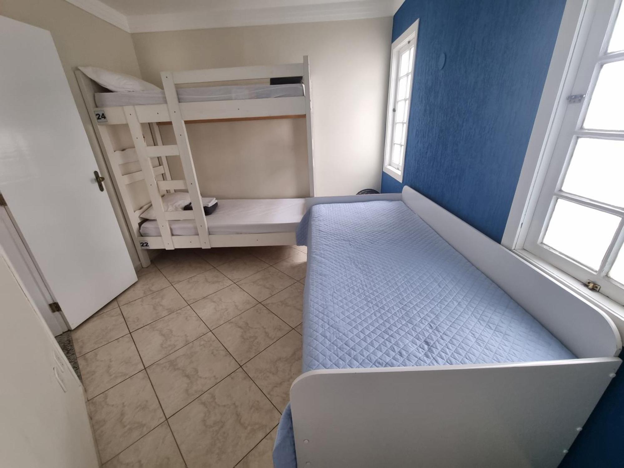 Zenit Hostel Da Cris Кабу-Фриу Экстерьер фото